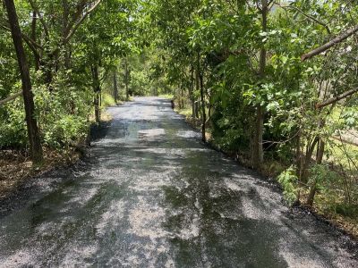 Earthworks and spray seal applied to residential driveway in Alligator Creek