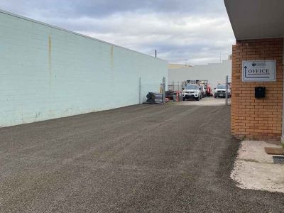 Gravel replacement and emulsion seal surfacing Townsville depot